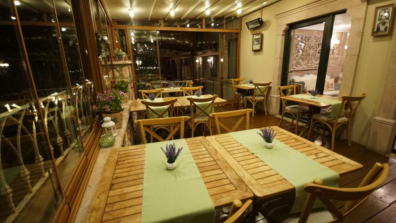Hotel Fikretbey Konagi Ayvalı Exterior foto