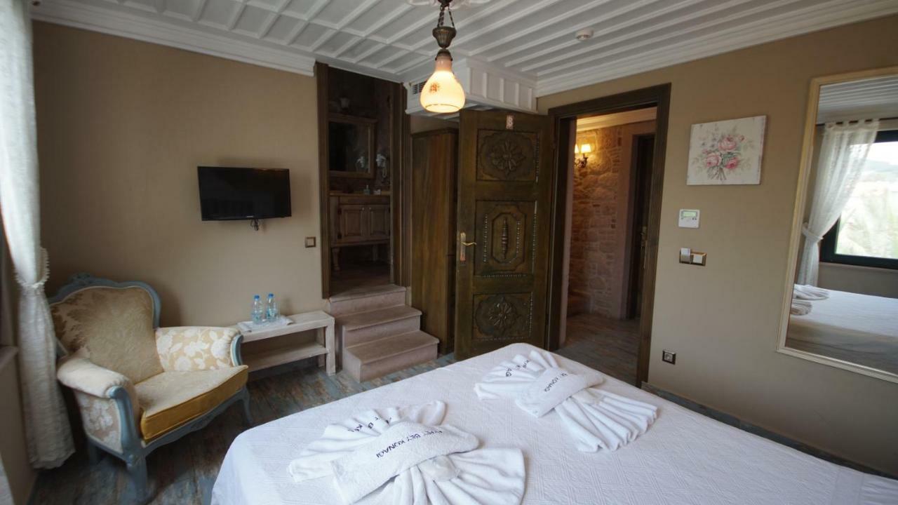 Hotel Fikretbey Konagi Ayvalı Exterior foto